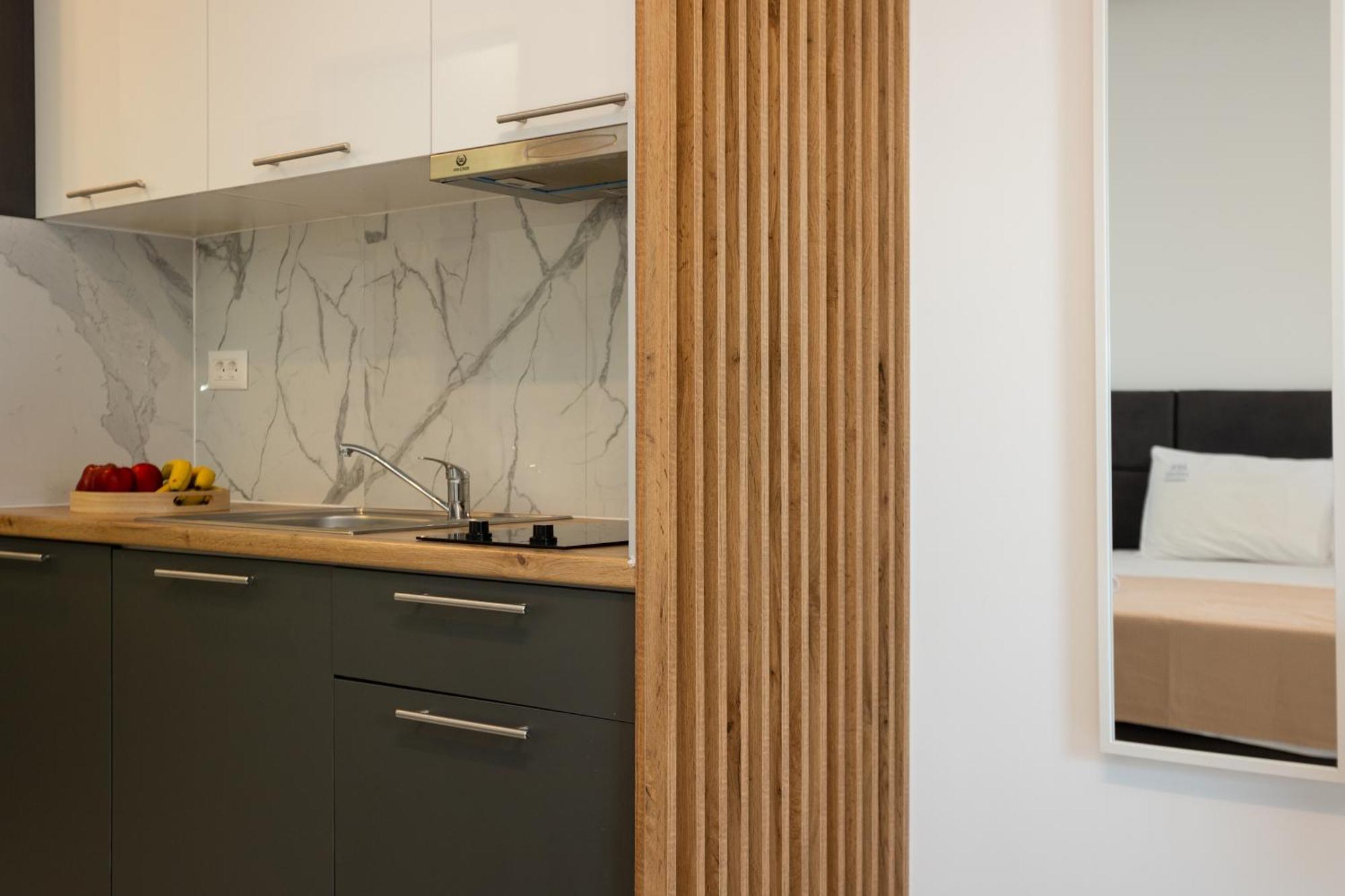 Avgerinos Apartments Polychrono Dış mekan fotoğraf